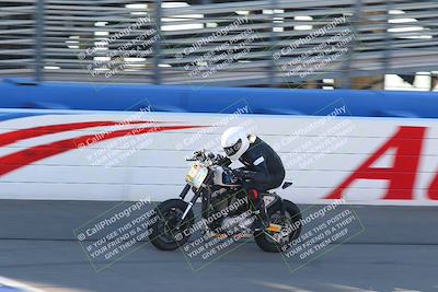 media/Jan-21-2022-Fastrack Riders (Fri) [[90b5309cc6]]/Level 2/Session 1 Front Straight/